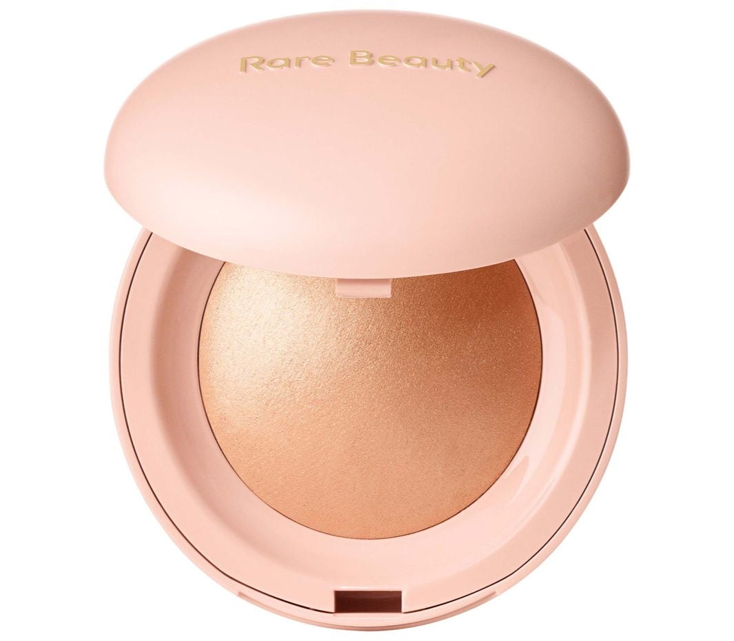 RARE BEAUTY / POSITIVE LIGHT SILKY TOUCH HIGHLIGHTER (ILUMINADOR POLVO)